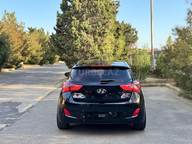 Hyundai i30 2013, 260,000 km - 1.4 л - Bakı