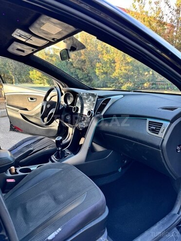 Hyundai i30 2013, 260,000 km - 1.4 л - Bakı
