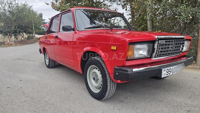 LADA (VAZ) 2107 2008, 98,000 km - 1.6 l - Salyan