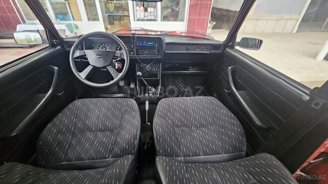 LADA (VAZ) 2107 2008, 98,000 km - 1.6 l - Salyan