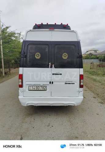 Mercedes Sprinter 413 2004, 453,628 km - 2.2 l - Biləsuvar