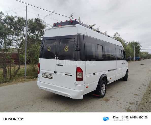 Mercedes Sprinter 413 2004, 453,628 km - 2.2 l - Biləsuvar