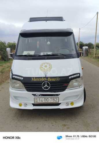 Mercedes Sprinter 413 2004, 453,628 km - 2.2 l - Biləsuvar