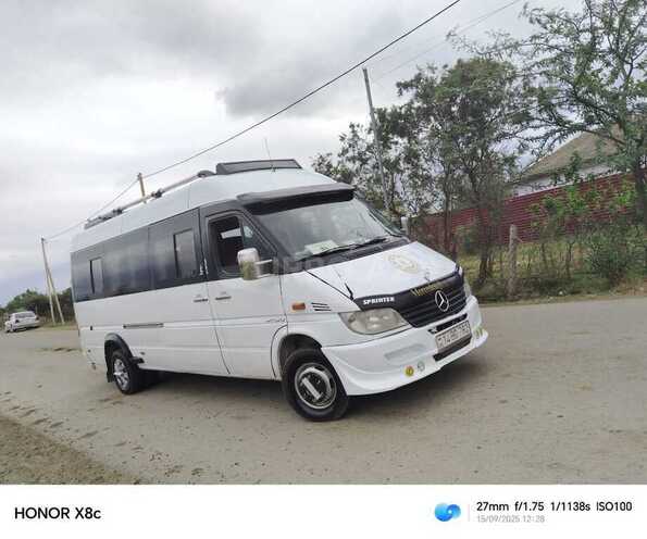 Mercedes Sprinter 413 2004, 453,628 km - 2.2 l - Biləsuvar