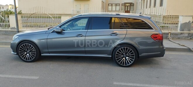 Mercedes E 220 d 2016, 214,300 km - 2.2 l - Bakı