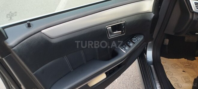 Mercedes E 220 d 2016, 214,300 km - 2.2 l - Bakı