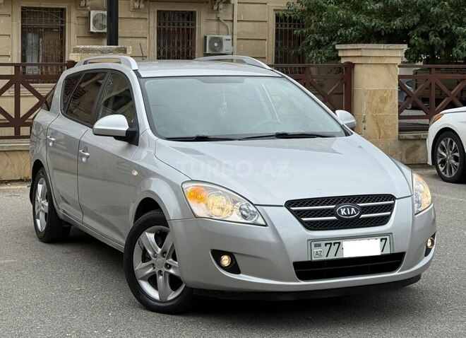 Kia  2008, 320,000 km - 1.6 l - Bakı