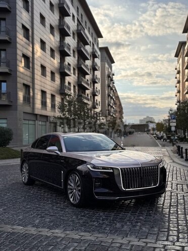 Hongqi  2022, 27,000 km - 3.0 l - Bakı