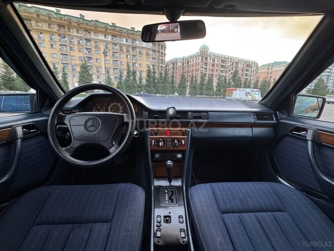 Mercedes E 230 1991, 395,899 km - 2.3 l - Bakı