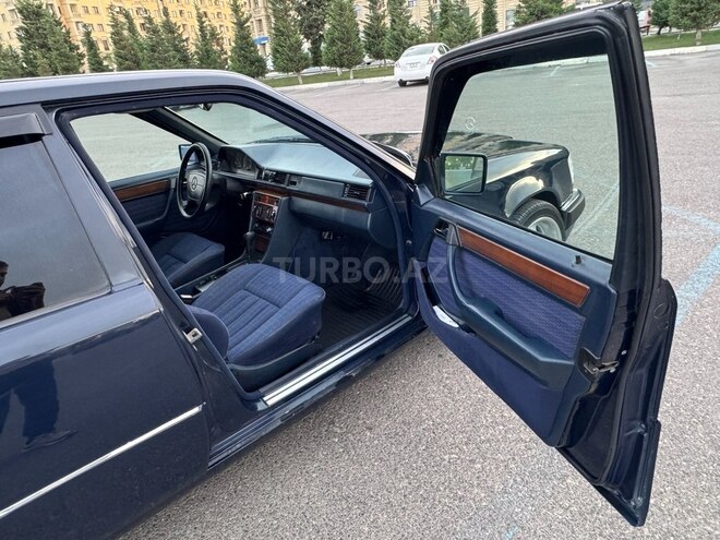Mercedes E 230 1991, 395,899 km - 2.3 l - Bakı