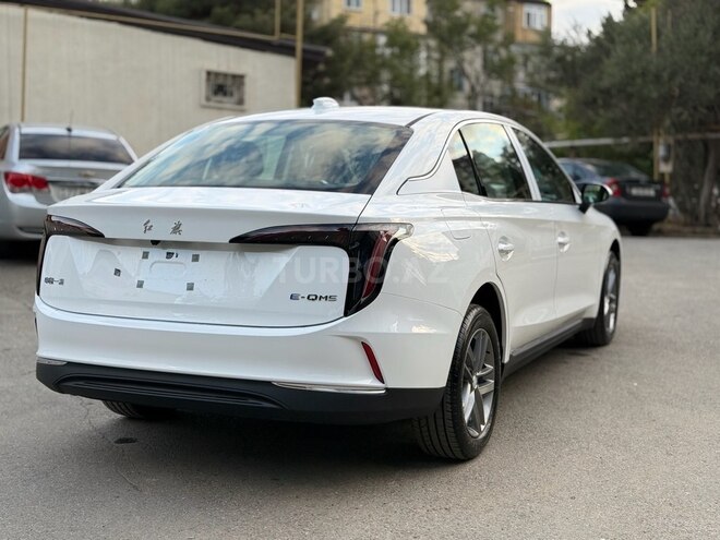 Hongqi  2025, 0 km - 0.0 л - Bakı