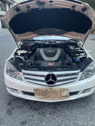 Mercedes C 250 2010, 175,148 km - 2.5 л - Bakı