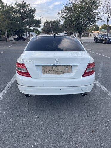 Mercedes C 250 2010, 175,148 km - 2.5 л - Bakı