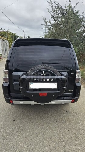 Mitsubishi Pajero 2008, 192,000 km - 3.0 л - Bakı