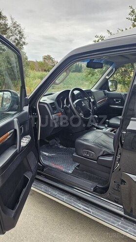 Mitsubishi Pajero 2008, 192,000 km - 3.0 л - Bakı