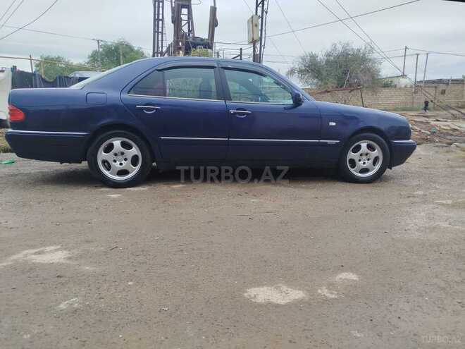 Mercedes E 230 1995, 399,085 km - 2.3 l - Bakı