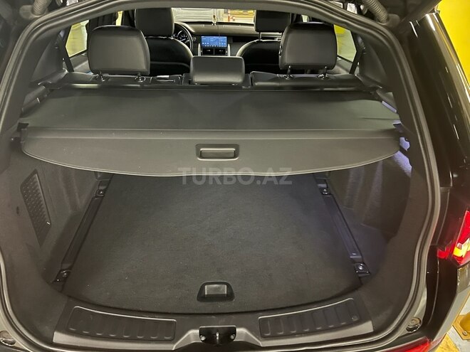 Land Rover Discovery Sport-10