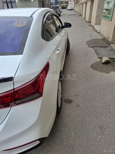 Hyundai Accent 2019, 176,000 km - 1.6 л - Bakı