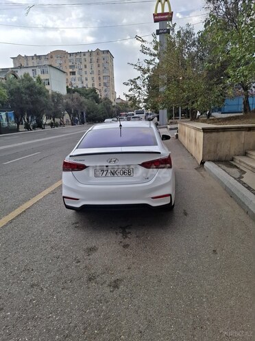 Hyundai Accent 2019, 176,000 km - 1.6 л - Bakı