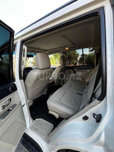 Mitsubishi Pajero 2010, 169,000 km - 3.5 л - Qəbələ