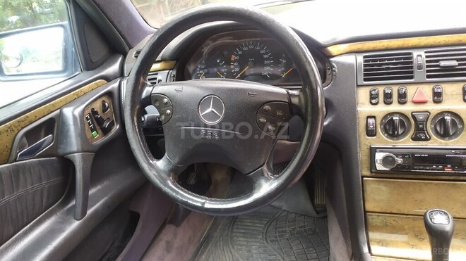 Mercedes E 230 1996, 300,400 km - 2.3 l - Bakı