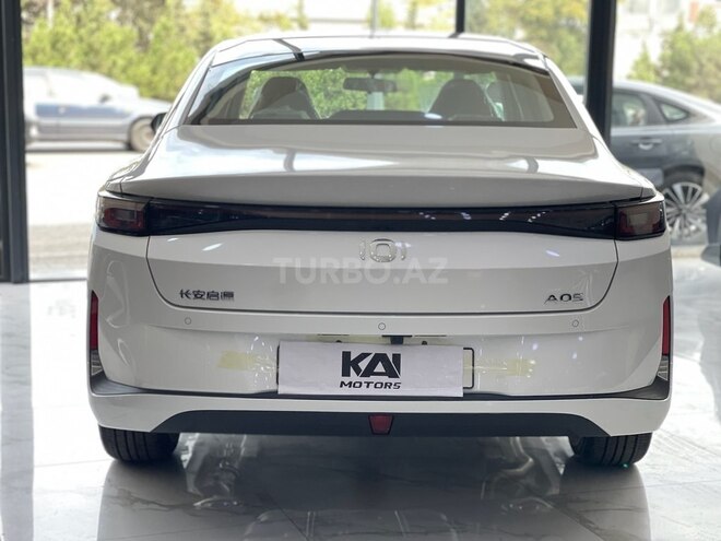 Changan Qiyuan A05-3