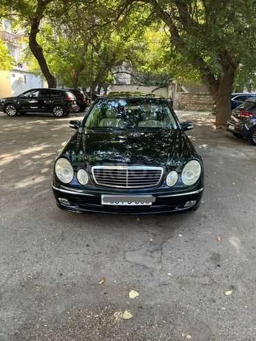 Mercedes E 320 2002, 285,000 km - 3.2 l - Bakı