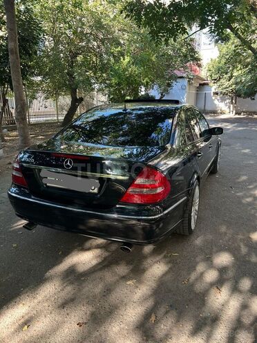 Mercedes E 320 2002, 285,000 km - 3.2 l - Bakı