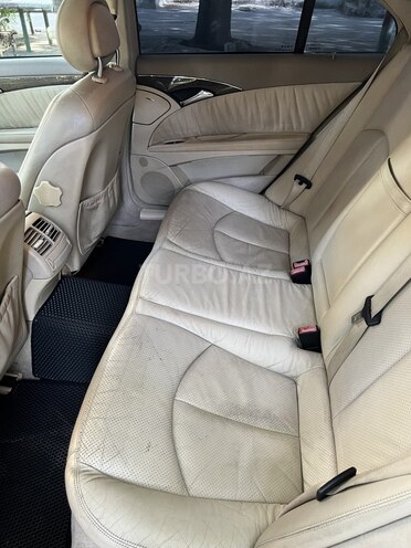 Mercedes E 320 2002, 285,000 km - 3.2 l - Bakı