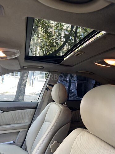 Mercedes E 320 2002, 285,000 km - 3.2 l - Bakı