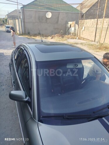 Volkswagen Passat 2002, 285,000 km - 1.8 l - Bakı