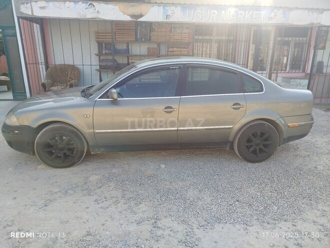 Volkswagen Passat 2002, 285,000 km - 1.8 l - Bakı