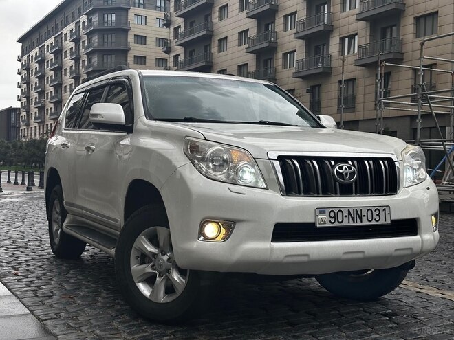 Toyota Land Cruiser Prado 2011, 270,000 km - 2.7 l - Bakı