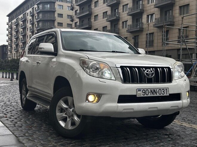 Toyota Land Cruiser Prado 2011, 270,000 km - 2.7 l - Bakı