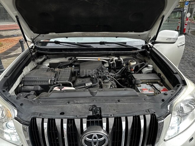 Toyota Land Cruiser Prado 2011, 270,000 km - 2.7 l - Bakı