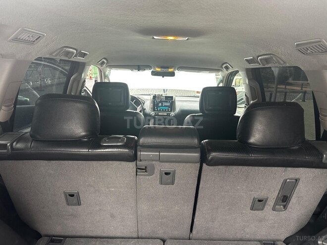 Toyota Land Cruiser Prado 2011, 270,000 km - 2.7 l - Bakı