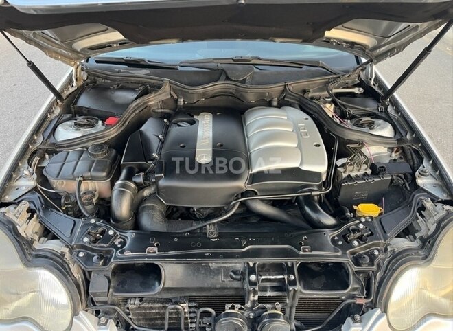 Mercedes C 220 2001, 410,554 km - 2.1 l - Xırdalan