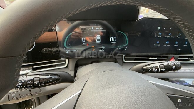 Hyundai Elantra 2024, 15,800 km - 1.5 л - Bakı