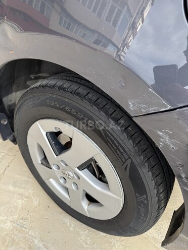 Toyota Prius 2010, 323,000 km - 1.8 l - Bakı