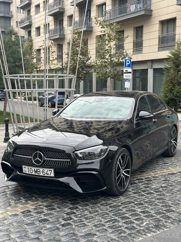 Mercedes E 300 e 4MATIC 2021, 57,000 km - 2.0 l - Bakı