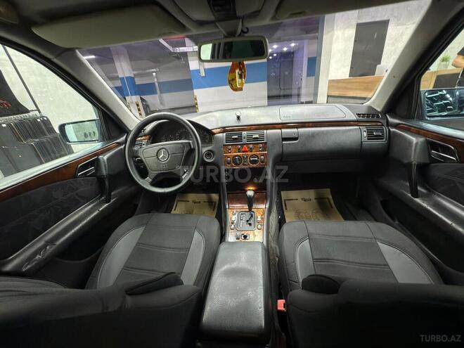 Mercedes E 220 1999, 662,687 km - 2.2 l - Bakı