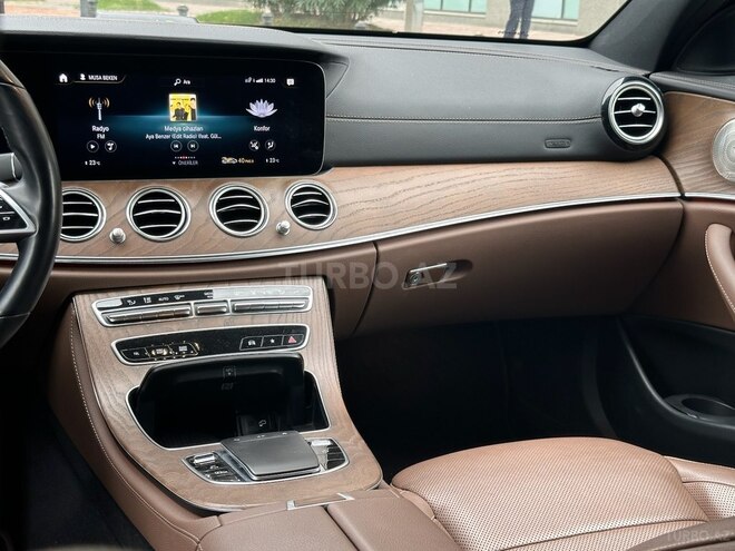 Mercedes E 300 e 4MATIC 2021, 57,000 km - 2.0 l - Bakı