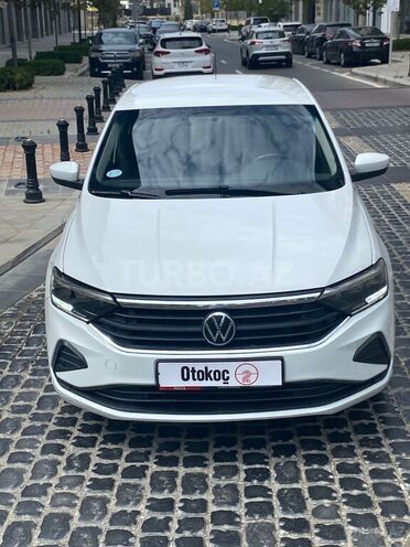 Volkswagen Polo-1