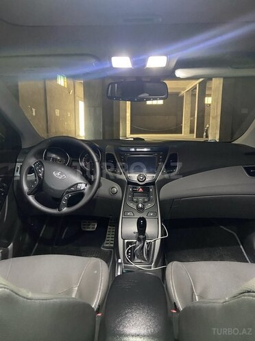 Hyundai Elantra 2015, 143,000 km - 1.8 л - Bakı