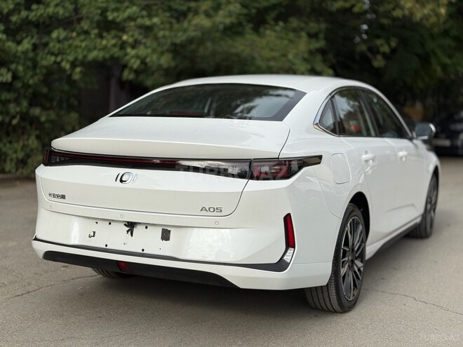 Changan Qiyuan A05 2025, 0 km - 1.5 л - Bakı