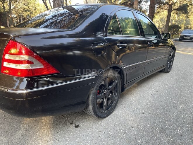Mercedes C 230 2007, 305,000 km - 2.5 l - Bakı