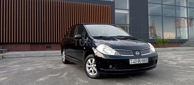 Nissan Tiida 2008, 296,000 km - 1.6 l - Quba
