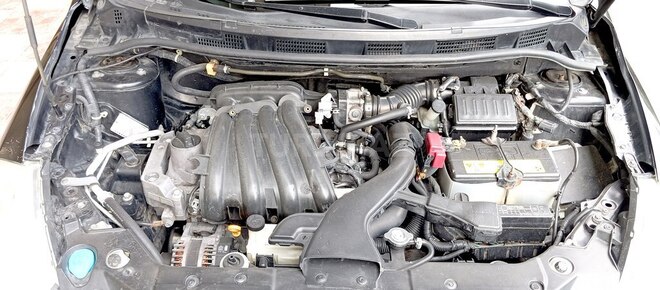 Nissan Tiida 2008, 296,000 km - 1.6 l - Quba