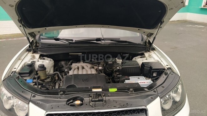 Hyundai Santa Fe 2008, 217,000 km - 2.7 л - Zaqatala