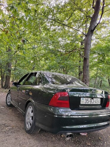 Opel Vectra 1999, 399,000 km - 1.6 l - Qazax